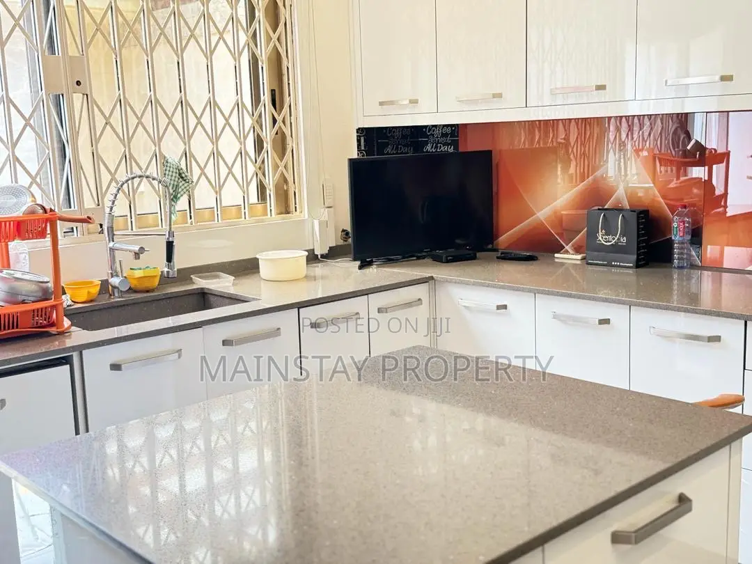 Furnished 6bdrm House in Mainstay Estates, Labone for rent