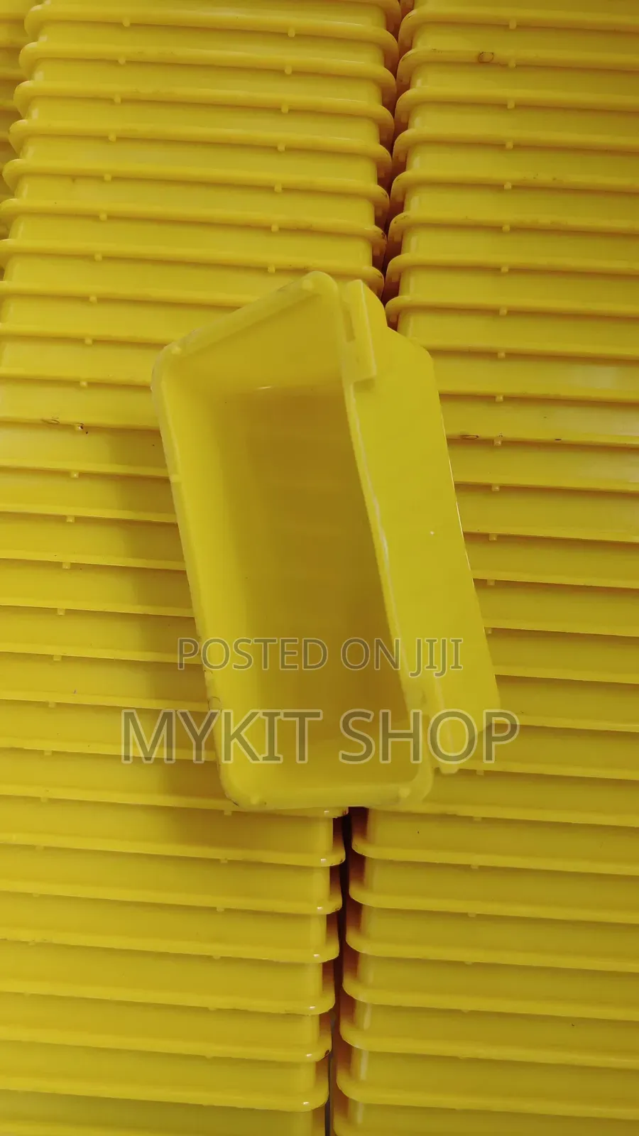 Small Hook Cage Feeder