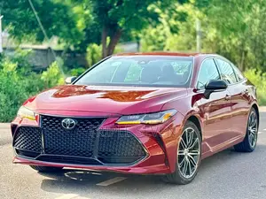 Toyota Avalon Touring FWD Sedan (3.5L V6 8A) 2019 Red