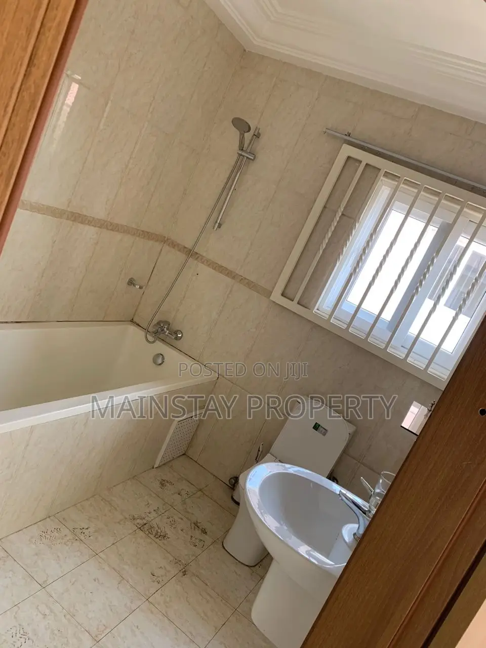 3bdrm Apartment in Mainstay Estates, East Legon for rent