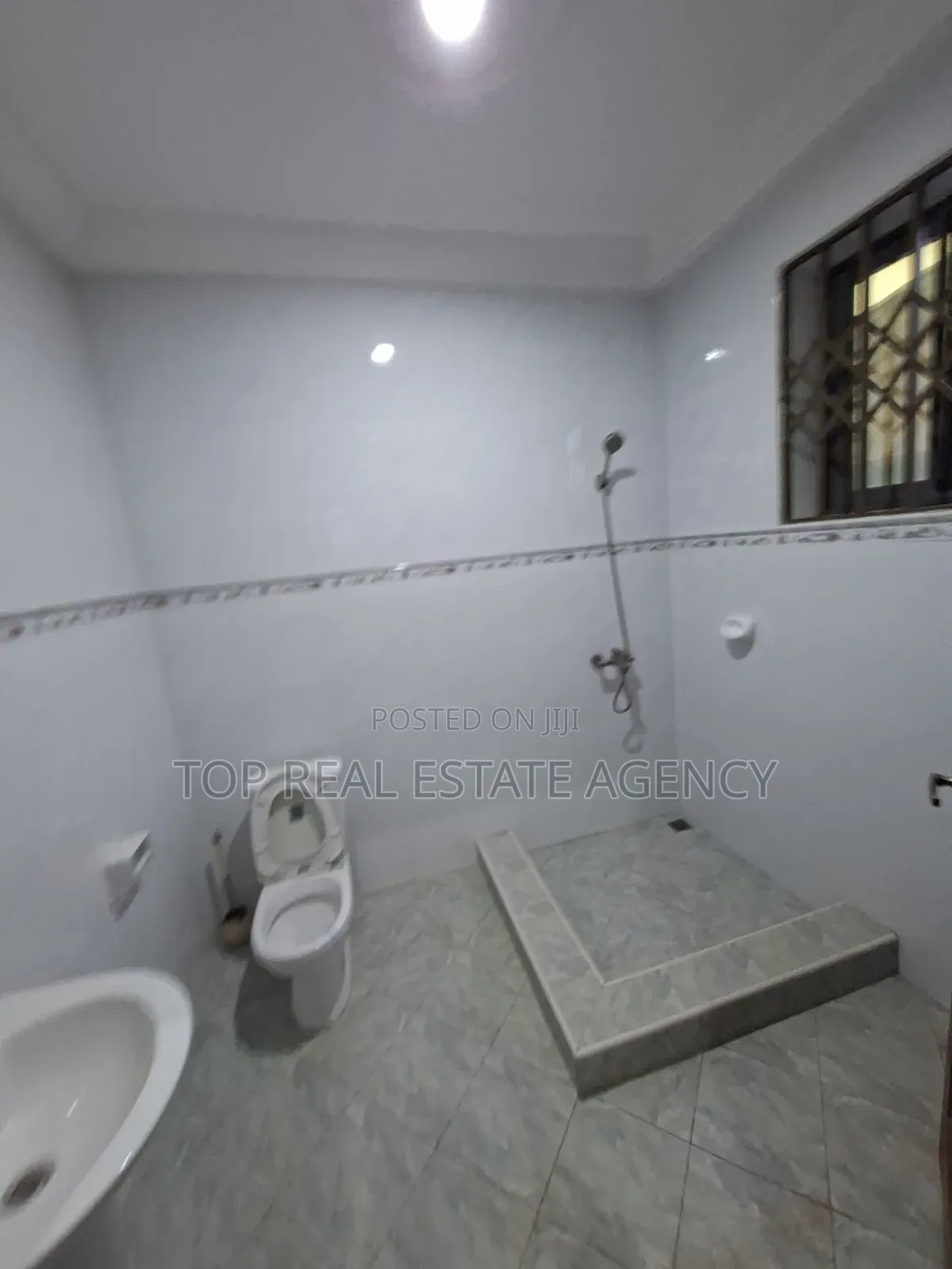 2bdrm Apartment in Pillar 2, Ga East Municipal for rent