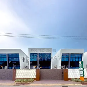 4bdrm House in Laryea Homes, A&C Mall Area for rent