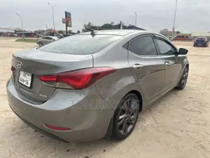 Hyundai Elantra 2016 Gray