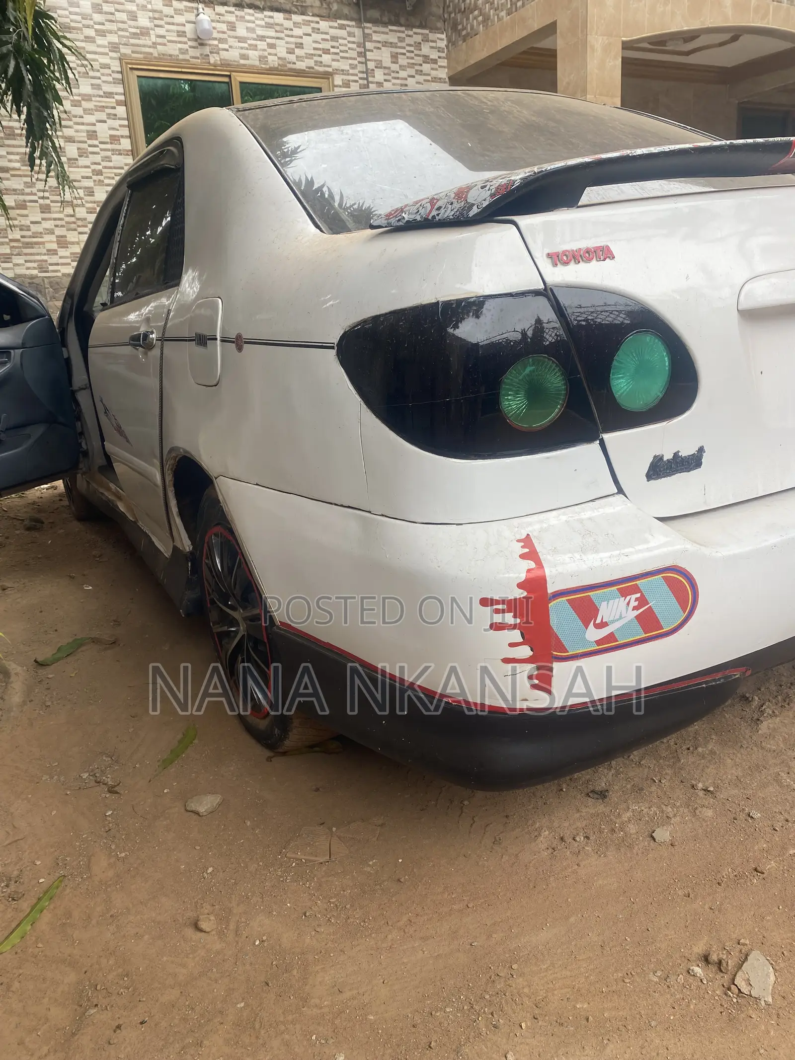 Toyota Corolla 2005 White