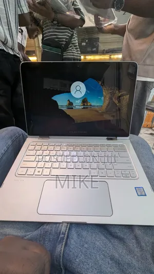 New Laptop HP Spectre X360 13 8GB Intel Core i7 SSD 256GB
