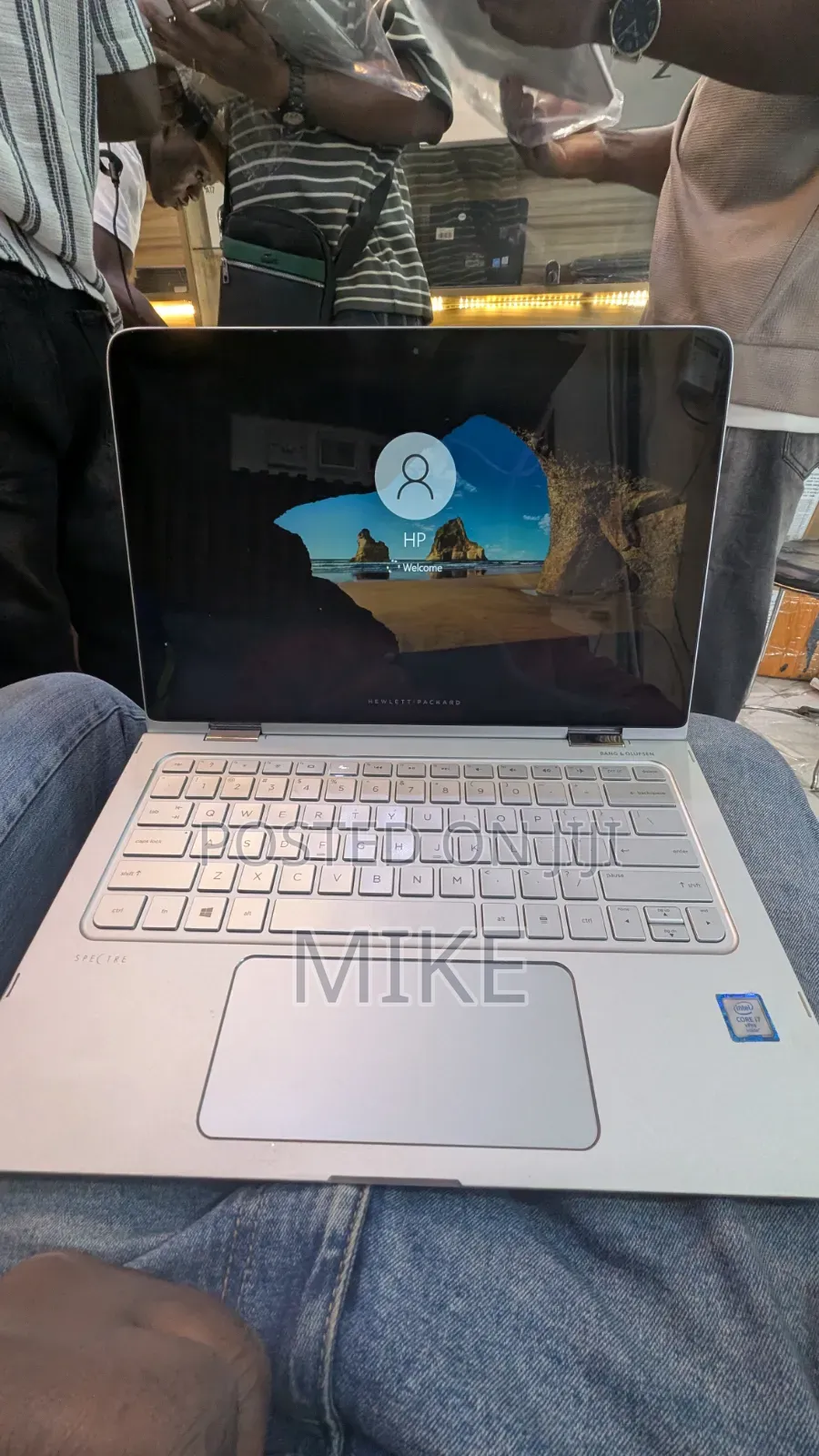 New Laptop HP Spectre X360 13 8GB Intel Core i7 SSD 256GB