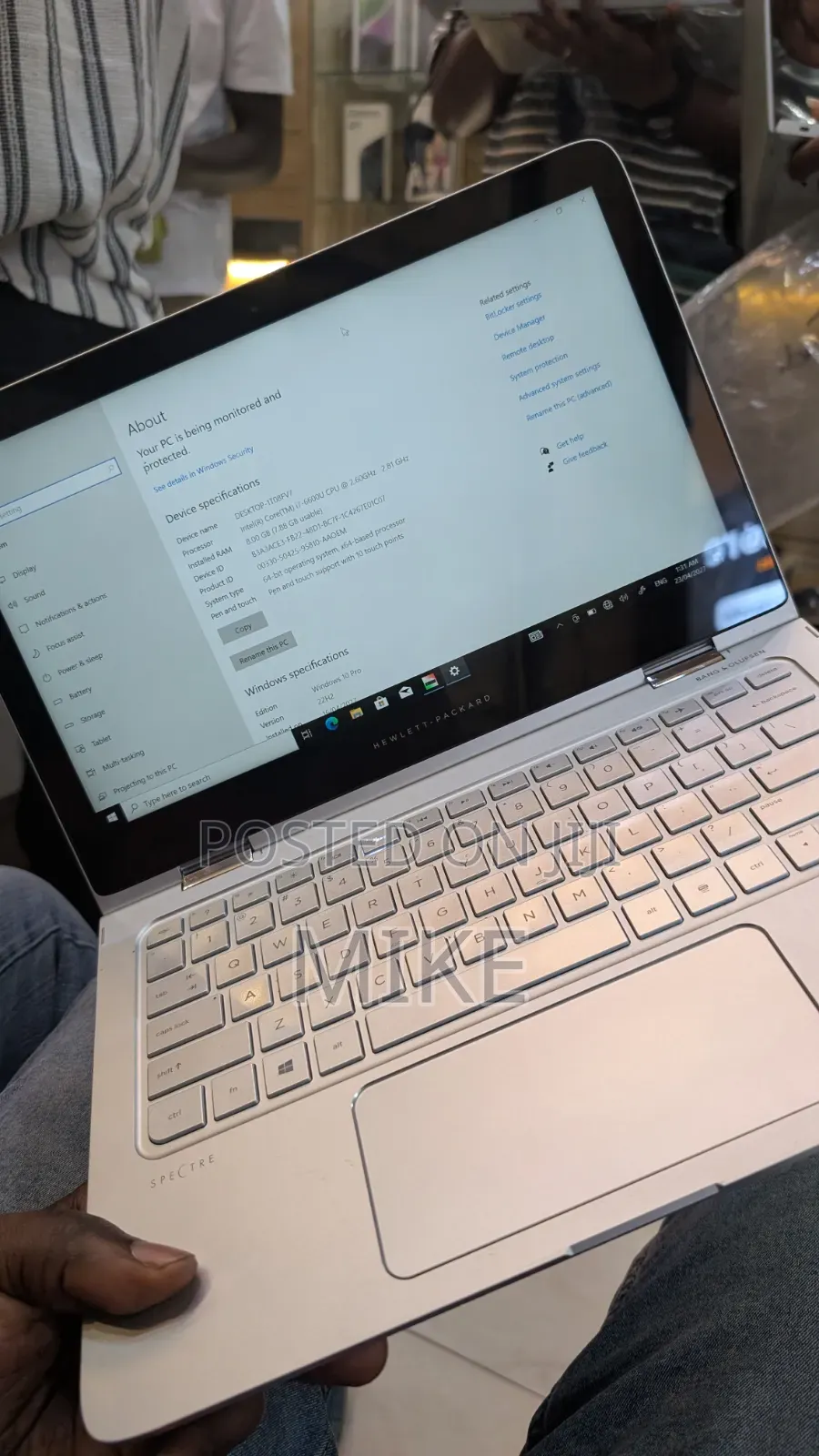 New Laptop HP Spectre X360 13 8GB Intel Core i7 SSD 256GB