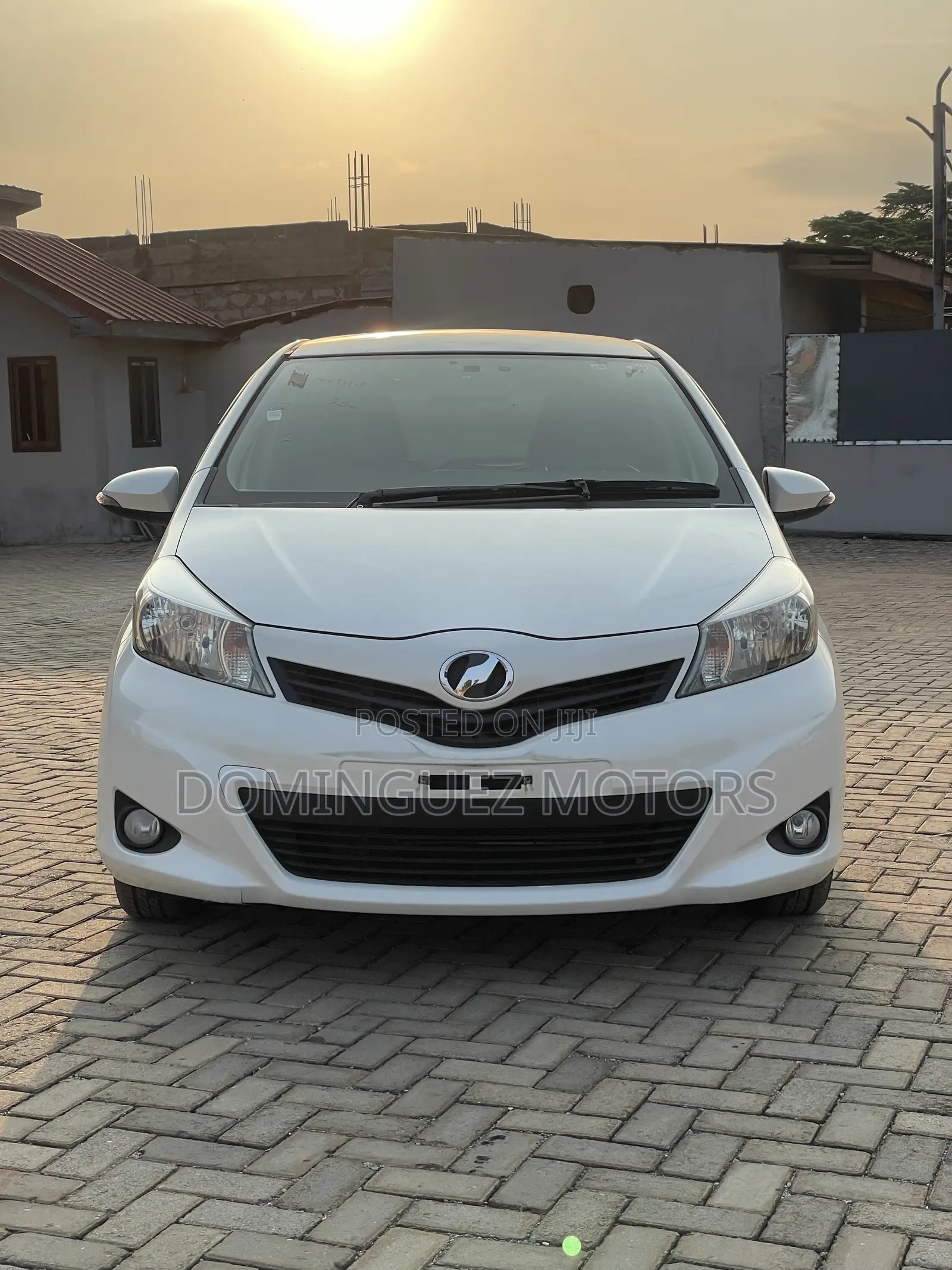 Toyota Vitz 2013 White