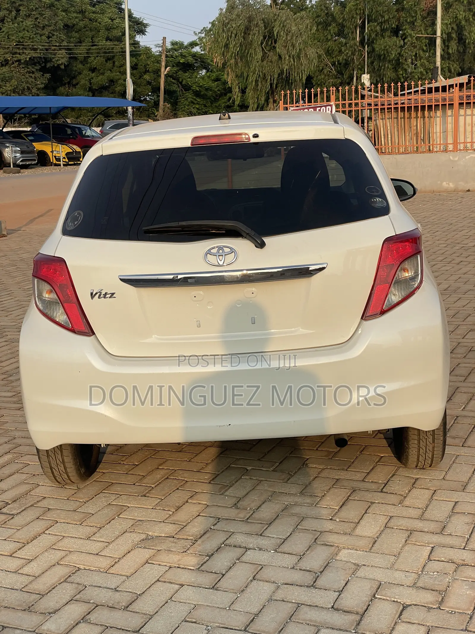 Toyota Vitz 2013 White