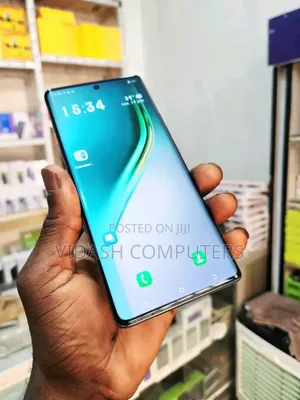 Tecno Camon 40 Pro 5G 256 GB Silver