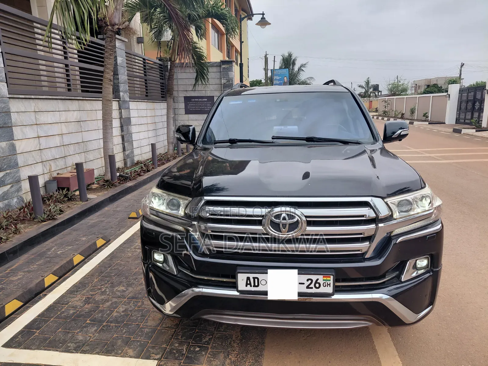 Toyota Land Cruiser 4.5 V8 VXR 2017 Black