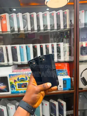 Apple iPhone 12 64 GB Black