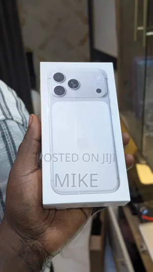New Apple iPhone 17 Pro Max 256 GB White