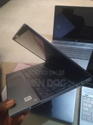 New Laptop HP Pavilion 15 8GB Intel Core i5 SSHD+SSD 500GB