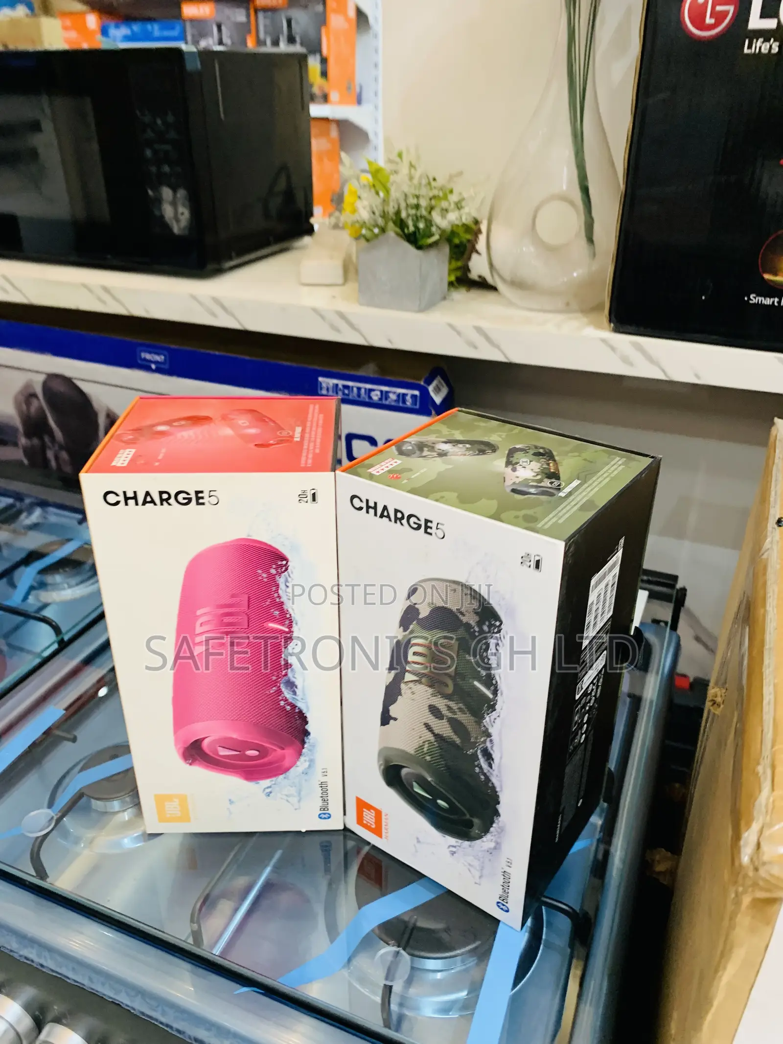 Lastest JBL Charge5 Durable, Waterproof Bluetooth Speaker