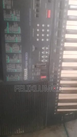 Yamaha PSR 500