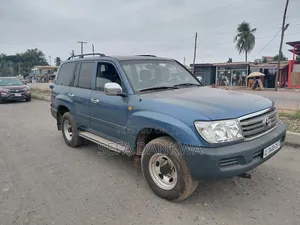 Toyota Land Cruiser 2006 Blue