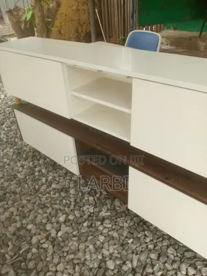 TV Stand (Console)