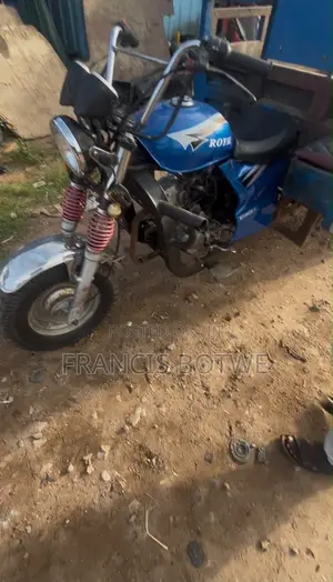 Royal Motorcycle 2023 Blue