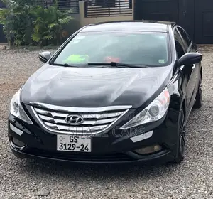 Hyundai Sonata 2013 Black
