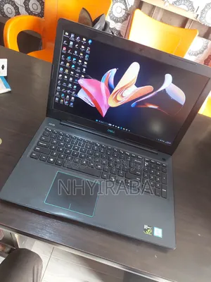 Laptop Dell G3 15 3579 16GB Intel Core i7 SSHD (Hybrid) 512GB