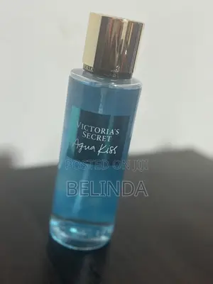 Victoria’s Secret Aqua Kiss Fragrance Mist