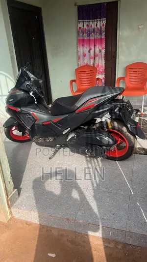Yamaha 2025 Orange
