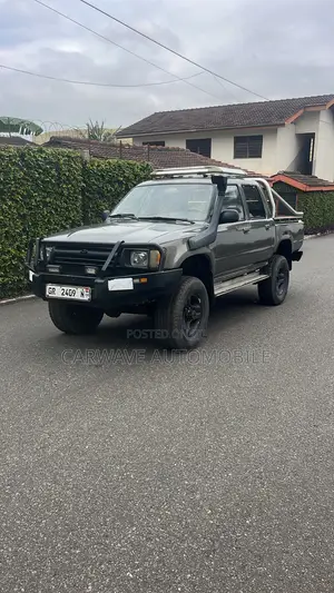 Toyota Hilux 2003 Green
