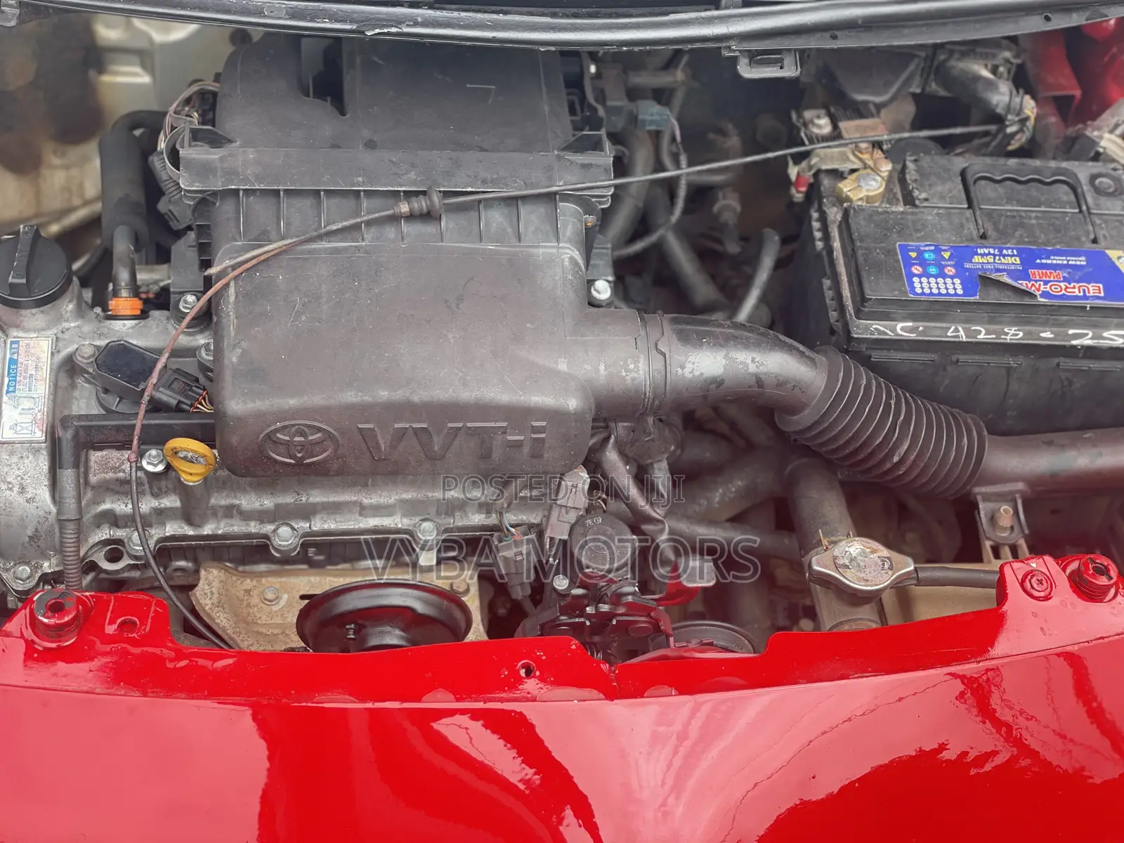 Toyota Vitz 2010 Red