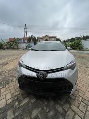 Toyota Corolla 2017 Silver