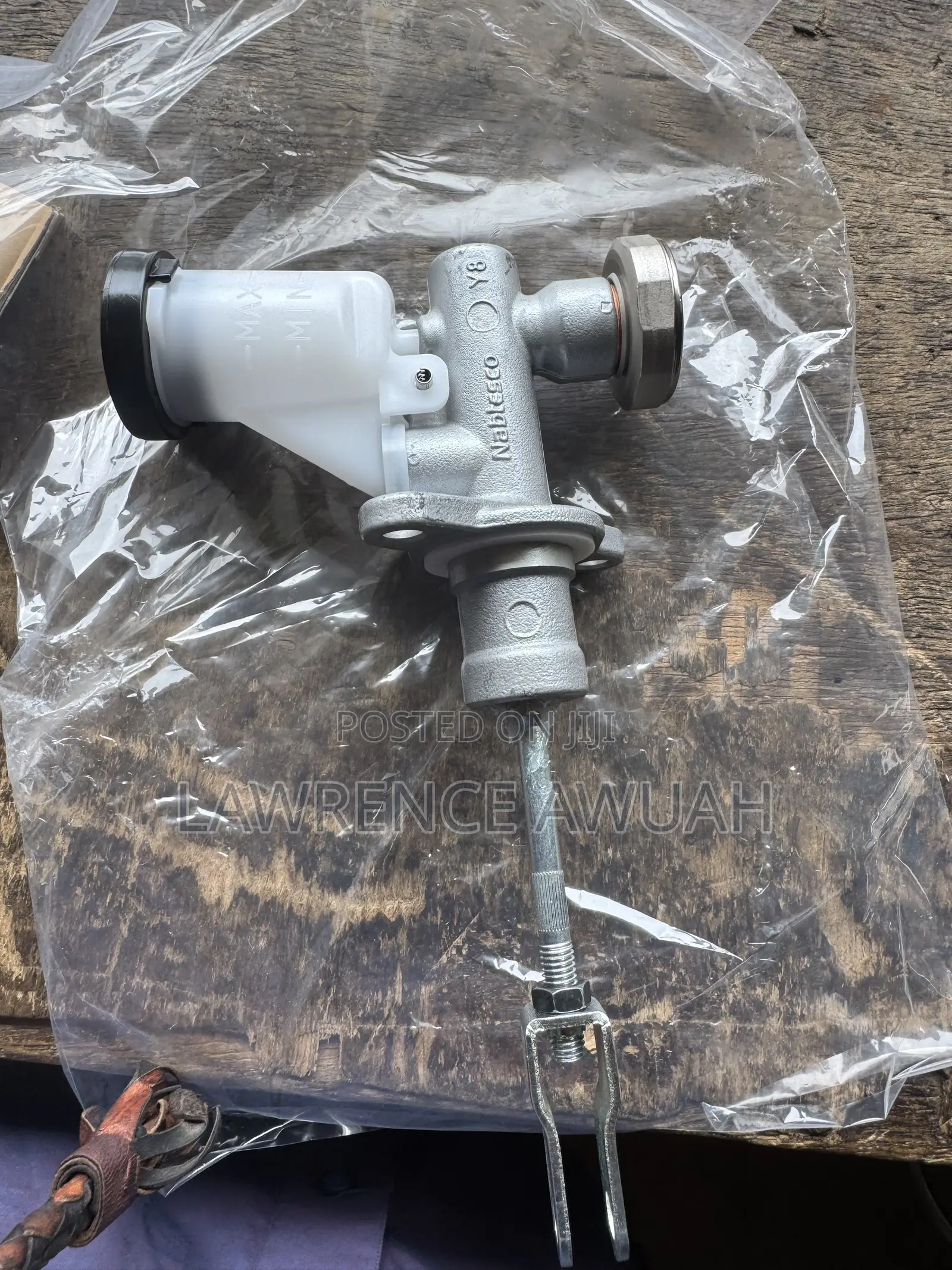 Nissan Pickup Original Japan Clutch Master Cylinder Pot