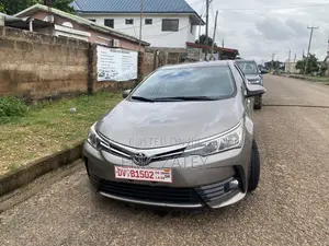 Toyota Corolla 2018 Gray