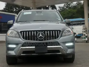 Mercedes-Benz M Class ML400 4MATIC 4dr SUV AWD (3.0L 6cyl Turbo 7A)