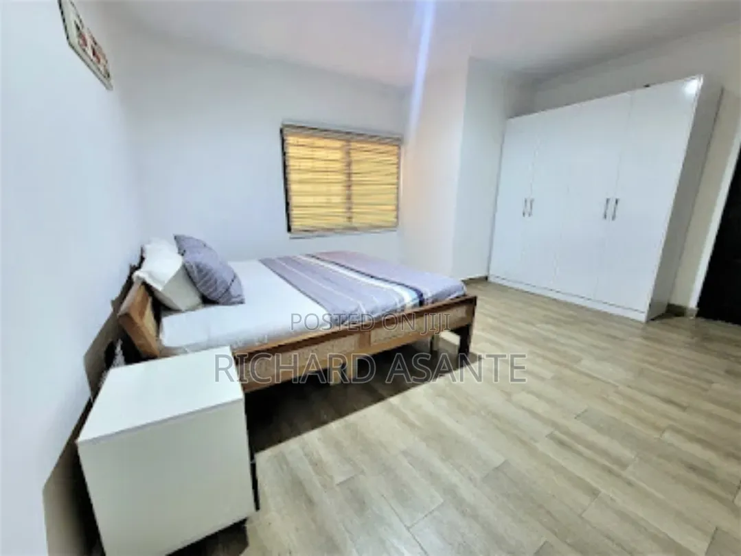 Furnished 2bdrm Apartment in Boundary Road Area for rent