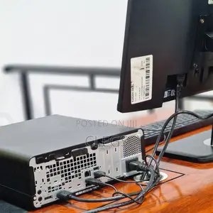 Desktop Computer HP EliteDesk 800 G3 8GB Intel Core i5 HDD 500GB