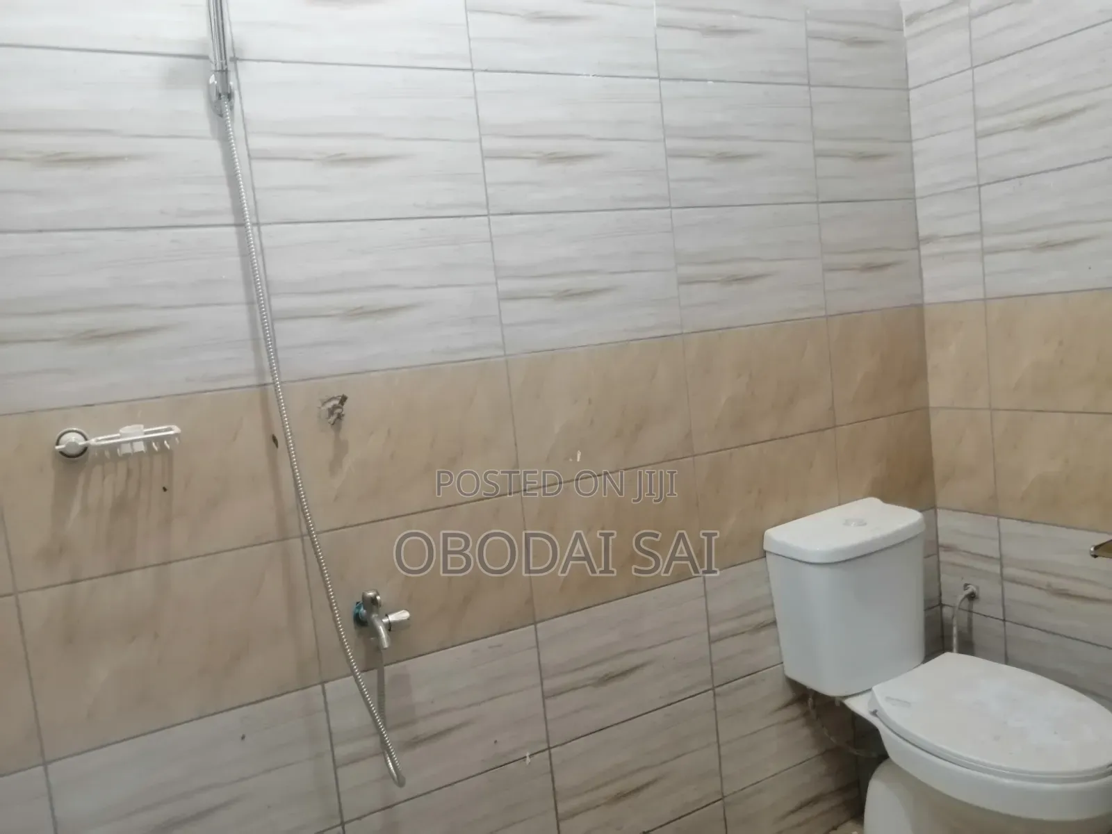 1bdrm Room & Parlour in Ofankor for rent