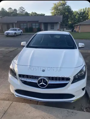 Mercedes-Benz C300 2018 White