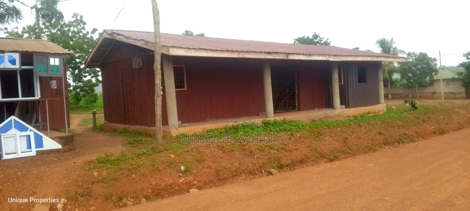 1bdrm Apartment in Pentecost for sale