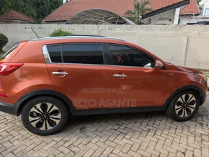 Kia Sportage 2012 Orange
