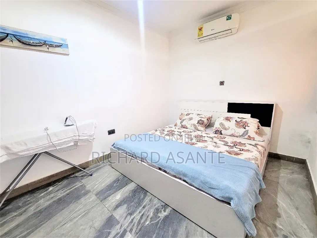 Furnished 2bdrm Apartment in Boundary Road Area for rent