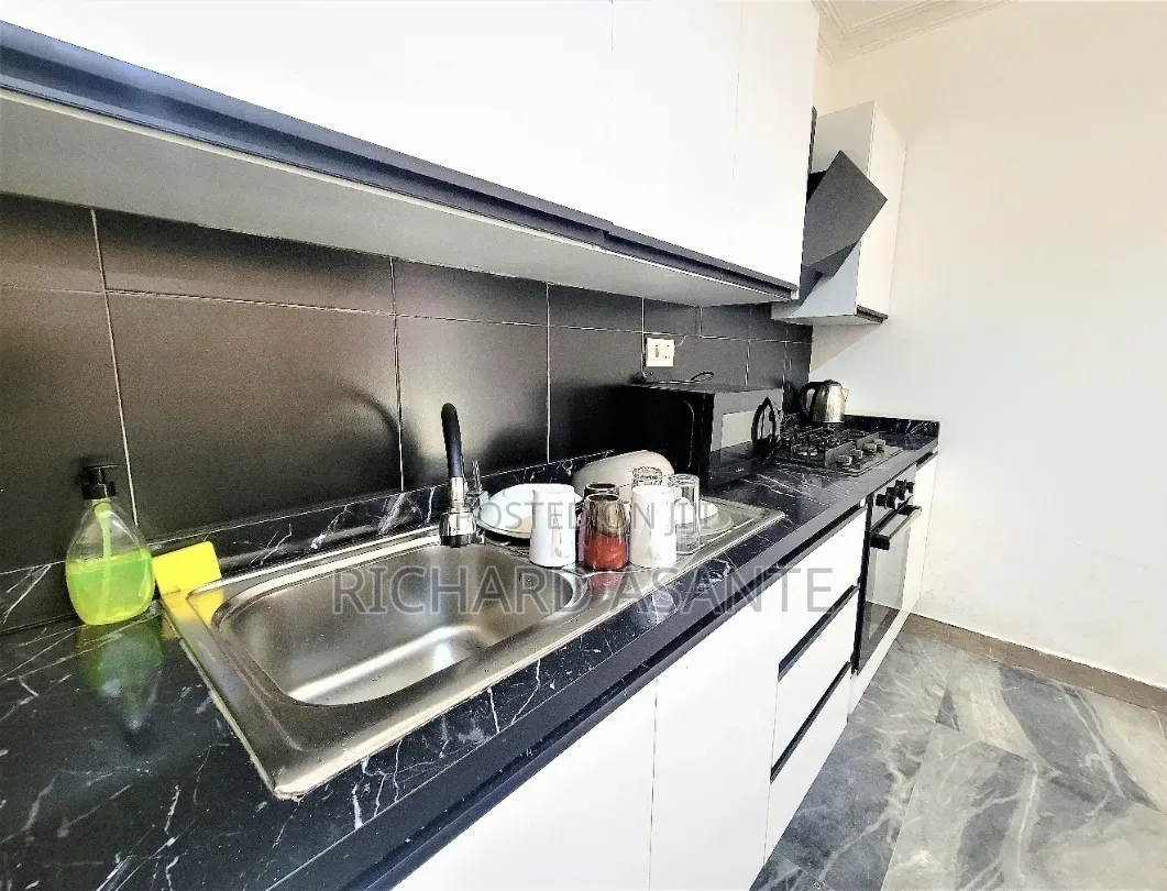 Furnished 2bdrm Apartment in Boundary Road Area for rent