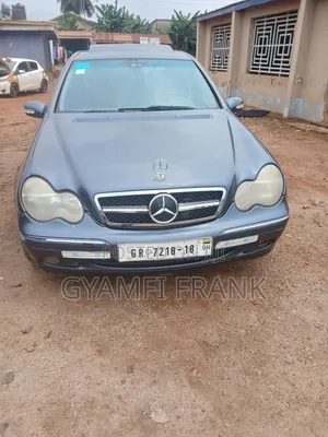 Mercedes-Benz 230E 2018 Blue