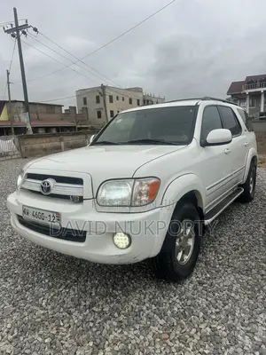 Toyota Sequoia 2010 White