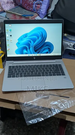 New Laptop HP EliteBook 745 G6 8GB AMD Ryzen 5 SSD 256GB
