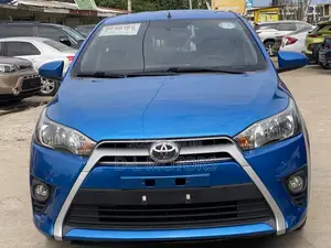 Toyota Yaris L Hatchback 5dr 2015 Blue