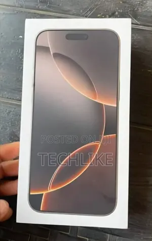 New Apple iPhone 16 Pro Max 256 GB Black