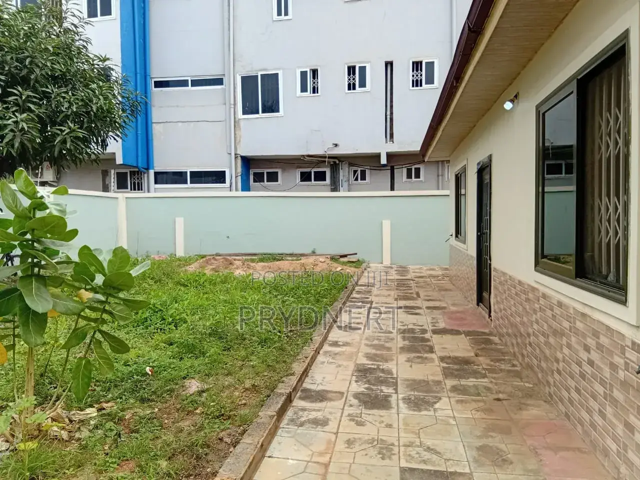 3bdrm House in Dps, Community 25 for rent