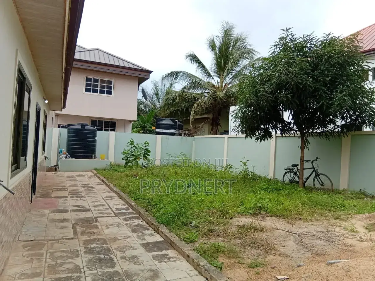 3bdrm House in Dps, Community 25 for rent