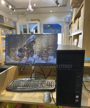 Desktop Computer HP Z240 16GB Intel Core i7 HDD 750GB
