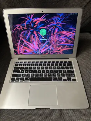 Laptop Apple MacBook Air 2017 8GB Intel Core i5 SSD 128GB